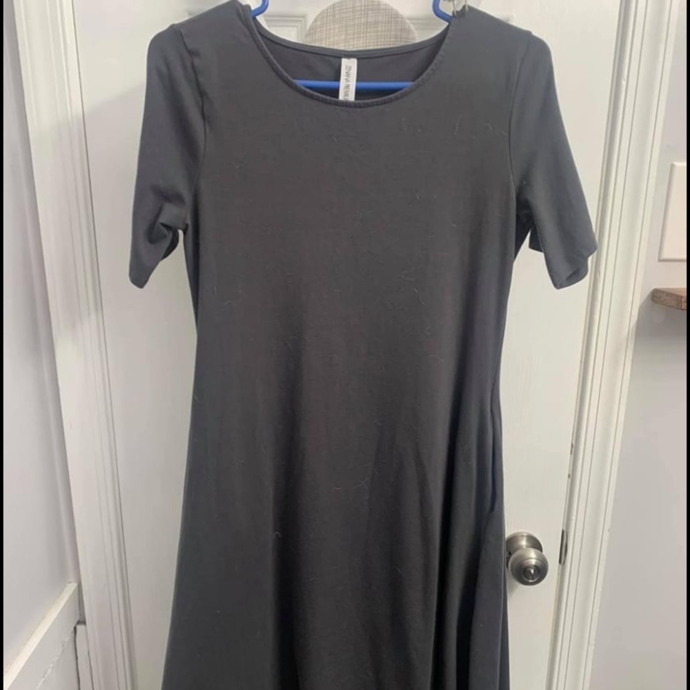 Gray short sleeve dress